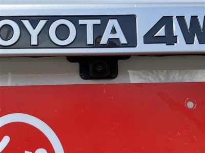 2025 Toyota LAND CRUISER 70 照片 35