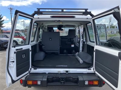 2025 Toyota LAND CRUISER 70 照片 40