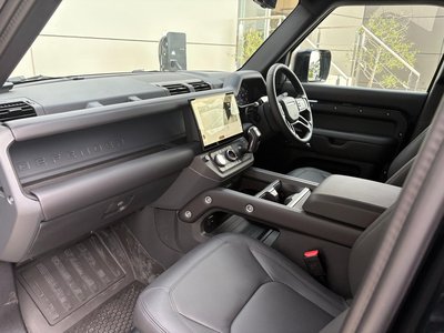 2025 LAND Rover DEFENDER — миниатюра 13