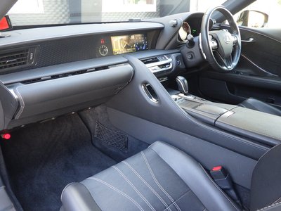 صورة مصغرة 12 لـ 2017 Lexus LC
