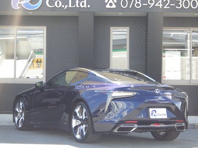 صورة مصغرة 3 لـ 2017 Lexus LC