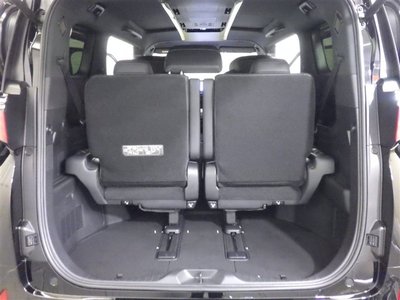 2025 Toyota ALPHARD 照片 36
