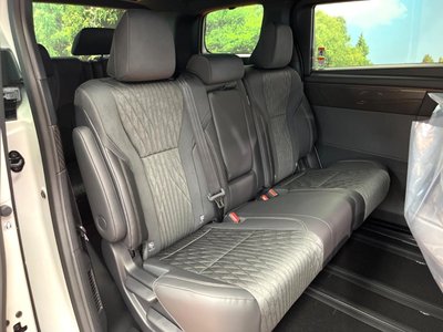 2026 Toyota ALPHARD 照片 11