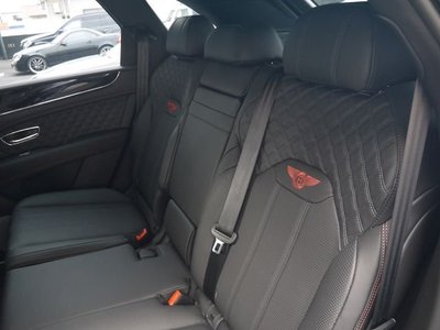 صورة مصغرة 13 لـ 2021 Bentley BENTAYGA