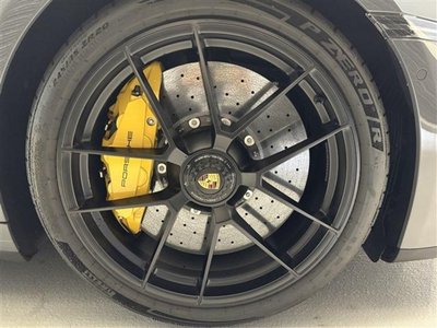 2026 Porsche 911 photo 9