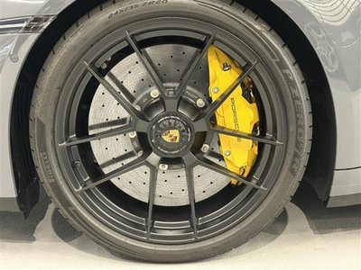 2026 Porsche 911 photo 8
