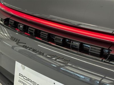 2026 Porsche 911 photo 11
