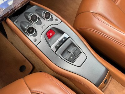 صورة 30 لـ 2013 Ferrari 458 SPIDER