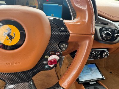 صورة 22 لـ 2013 Ferrari 458 SPIDER