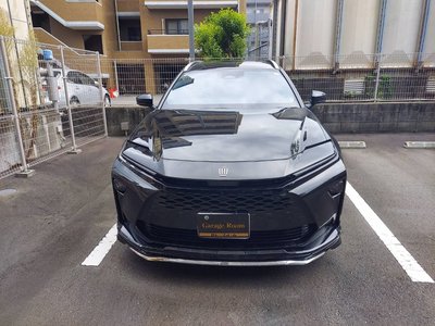 2025 Toyota CROWN ESTATE photo 2