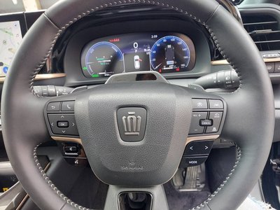 2025 Toyota CROWN ESTATE thumbnail 26