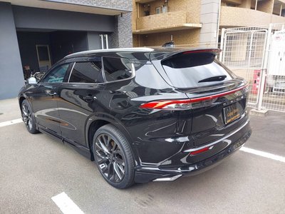 2025 Toyota CROWN ESTATE photo 7