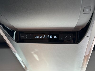 2025 Toyota VELLFIRE — миниатюра 76