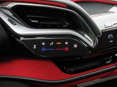 صورة 41 لـ 2021 Ferrari SF90 STRADALE