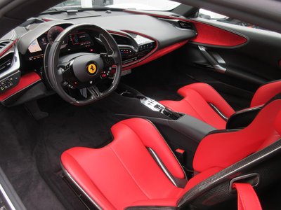صورة 2 لـ 2021 Ferrari SF90 STRADALE