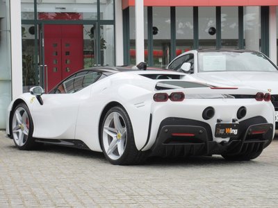 صورة 18 لـ 2021 Ferrari SF90 STRADALE