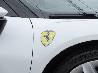 صورة 14 لـ 2021 Ferrari SF90 STRADALE