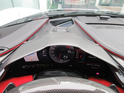 صورة 39 لـ 2021 Ferrari SF90 STRADALE