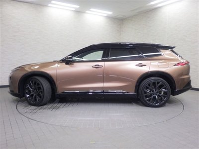 صورة 7 لـ 2025 Toyota CROWN ESTATE