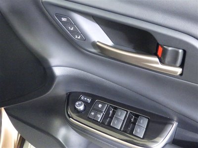 صورة 12 لـ 2025 Toyota CROWN ESTATE