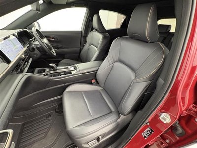صورة 35 لـ 2025 Toyota CROWN SPORT