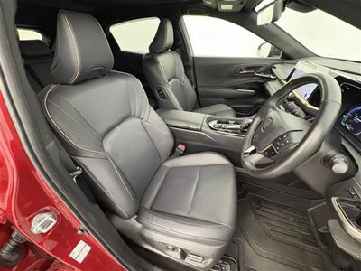 صورة 15 لـ 2025 Toyota CROWN SPORT