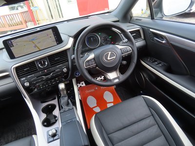 صورة 52 لـ 2019 Lexus RX