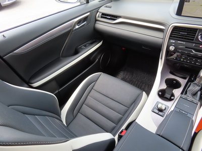 صورة 53 لـ 2019 Lexus RX