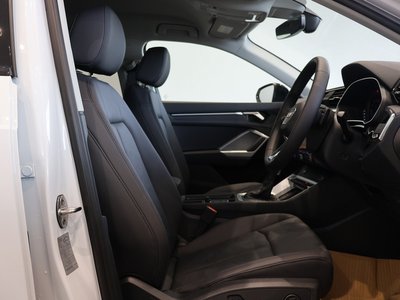 2025 AUDI Q3 photo 11
