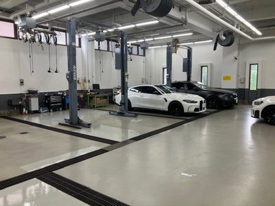2025 BMW X7 thumbnail 76