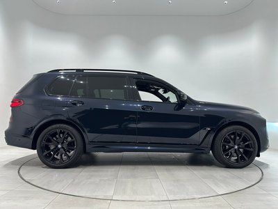 2025 BMW X7 photo 9