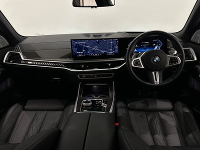 2025 BMW X7 thumbnail 43