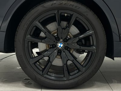 2025 BMW X7 thumbnail 57