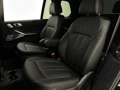 2025 BMW X7 thumbnail 48
