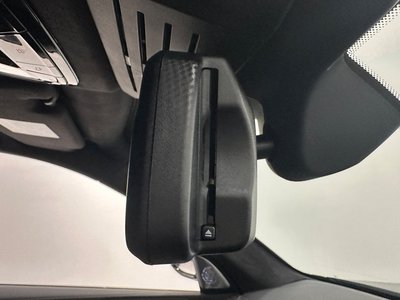 2025 BMW X7 thumbnail 24