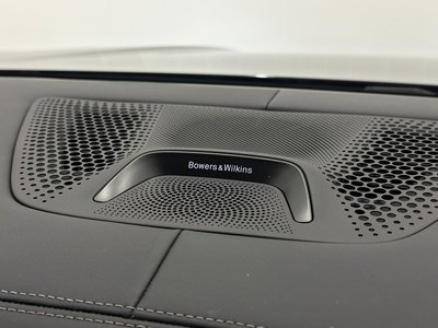 2025 BMW X7 thumbnail 26