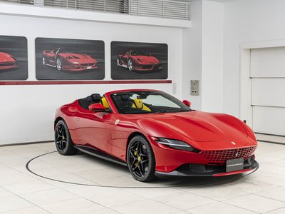 صورة 3 لـ 2025 Ferrari ROMA SPIDER