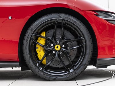2025 Ferrari ROMA SPIDER thumbnail 29