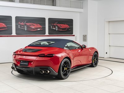 صورة 10 لـ 2025 Ferrari ROMA SPIDER