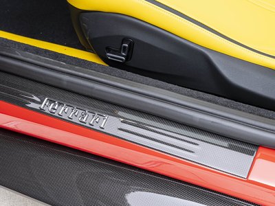 2025 Ferrari ROMA SPIDER thumbnail 24