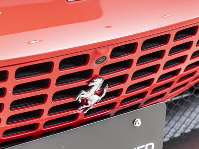 2025 Ferrari ROMA SPIDER thumbnail 30