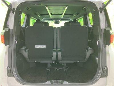 2025 Toyota ALPHARD photo 22