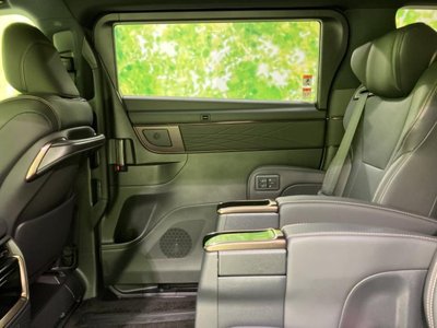2025 Toyota ALPHARD photo 25