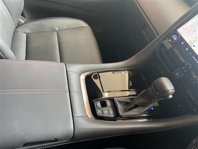 2024 Toyota ALPHARD — фото 13