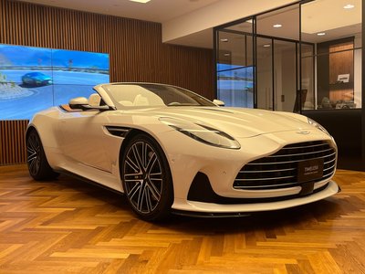 صورة 5 لـ 2024 Aston Martin DB12 VOLANTE