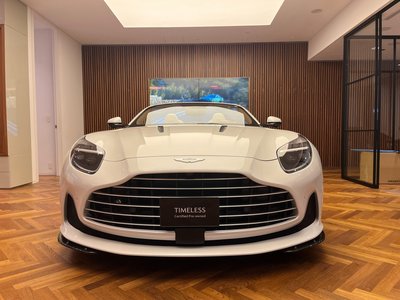 صورة 2 لـ 2024 Aston Martin DB12 VOLANTE