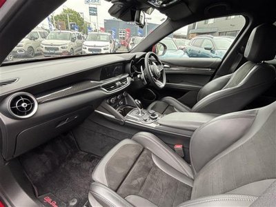 2019 ALFA Romeo STELVIO — фото 13
