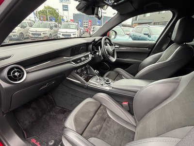 2019 ALFA Romeo STELVIO — фото 52