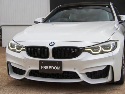 2017 BMW M4 COUPE photo 3