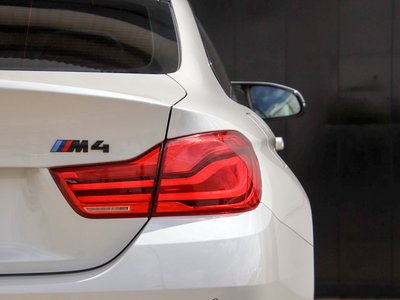 2017 BMW M4 COUPE thumbnail 54